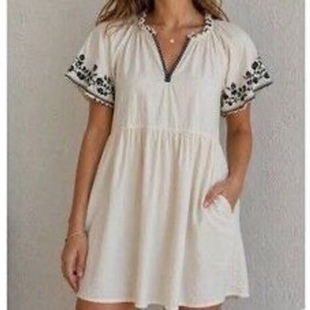Old Navy Cotton Short Sleeve Black Embroidered Mini White Dress Women's Size XL